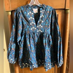 Victoria Dunn Marigold swing top in bluebell print Sz M